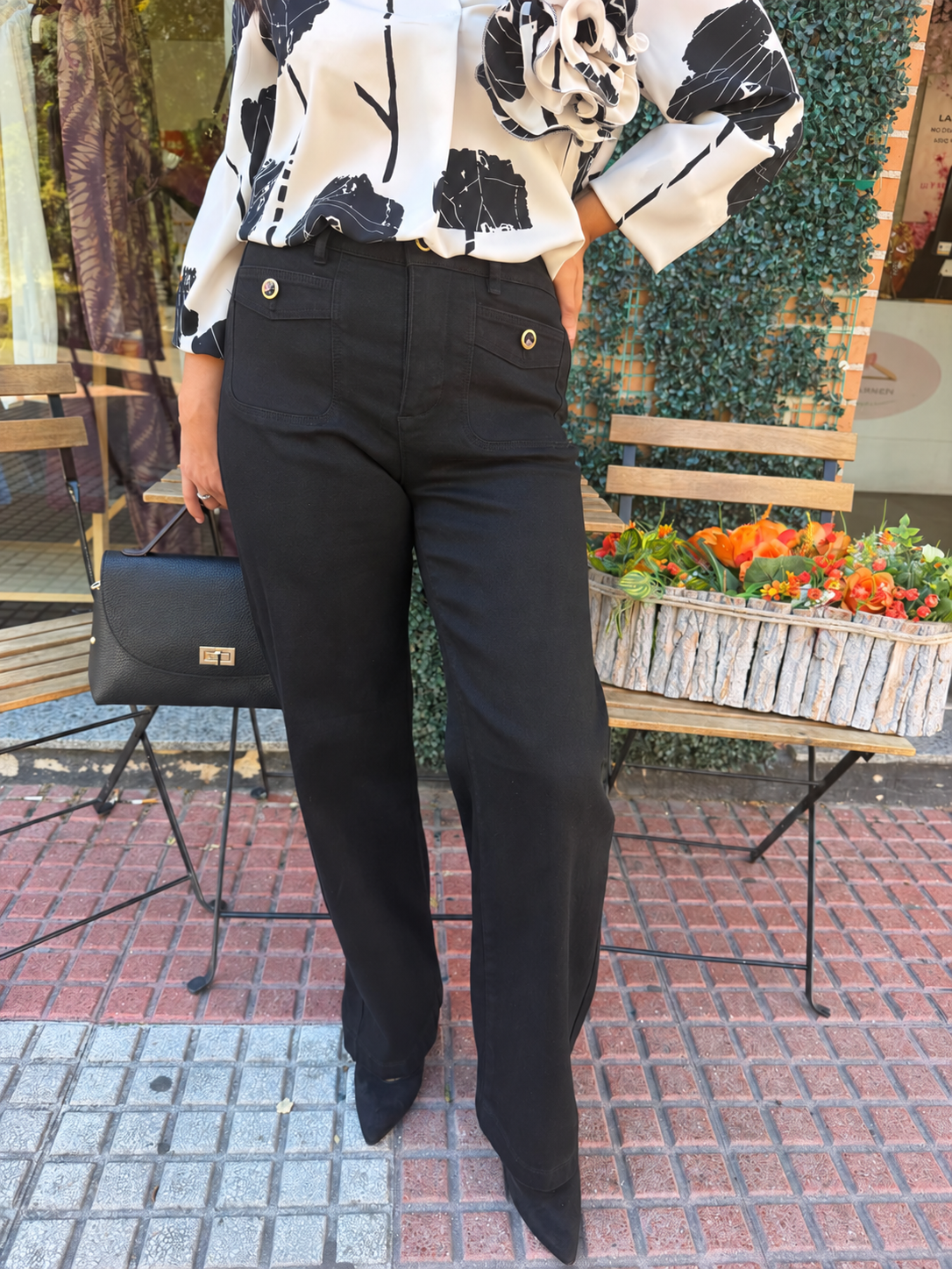 Blusa pico flor